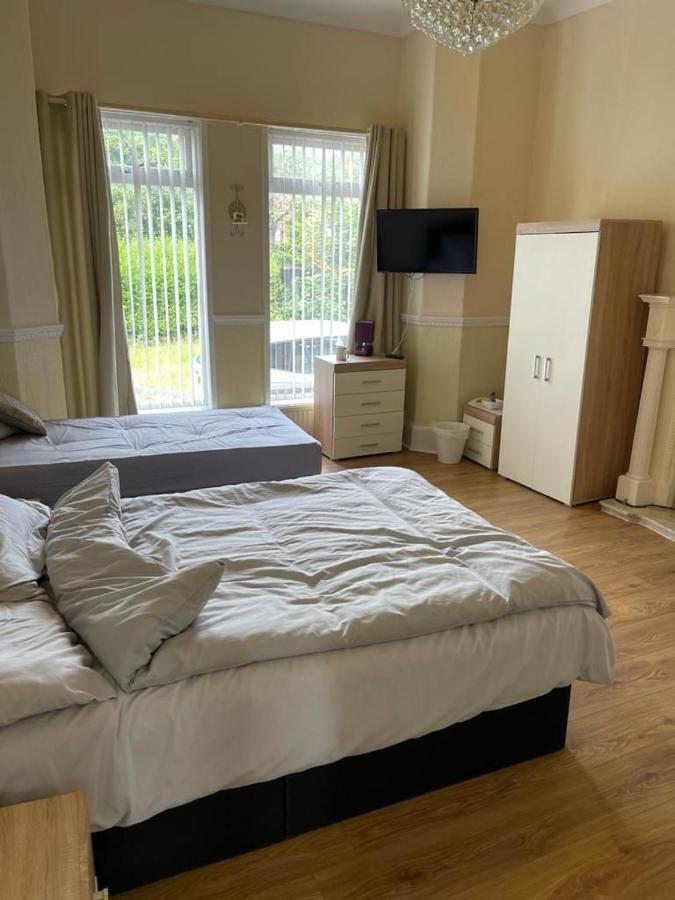 Park View Hotel And Guest House St Helens  외부 사진