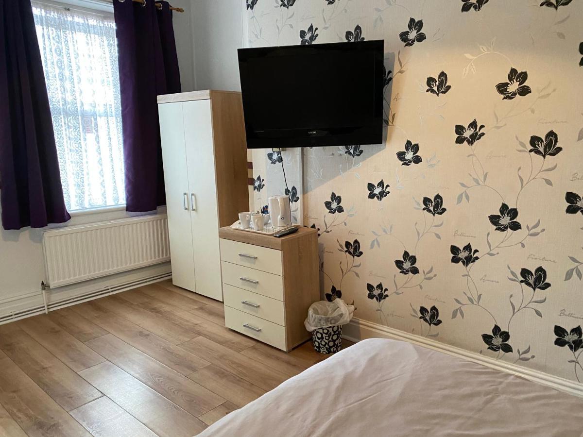 Park View Hotel And Guest House St Helens  외부 사진