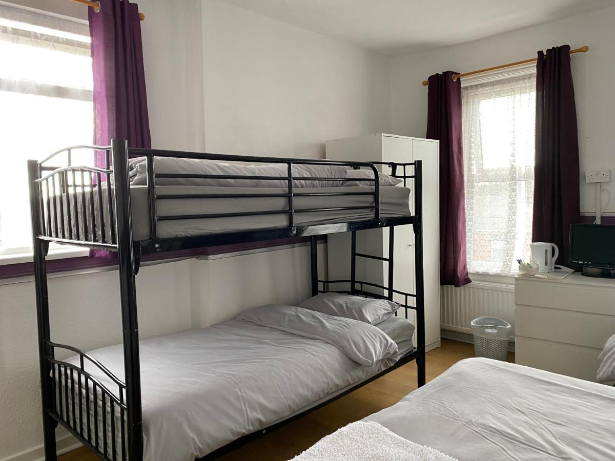 Park View Hotel And Guest House St Helens  외부 사진