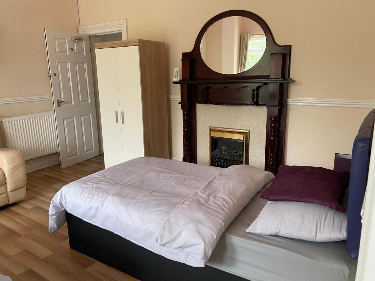 Park View Hotel And Guest House St Helens  외부 사진