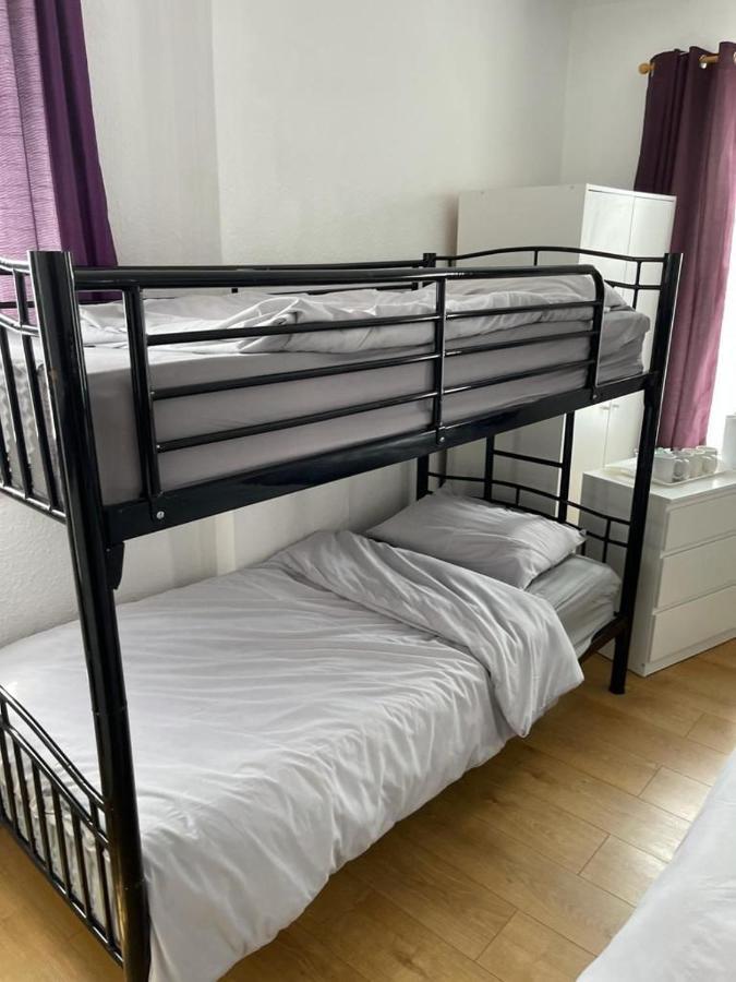 Park View Hotel And Guest House St Helens  외부 사진