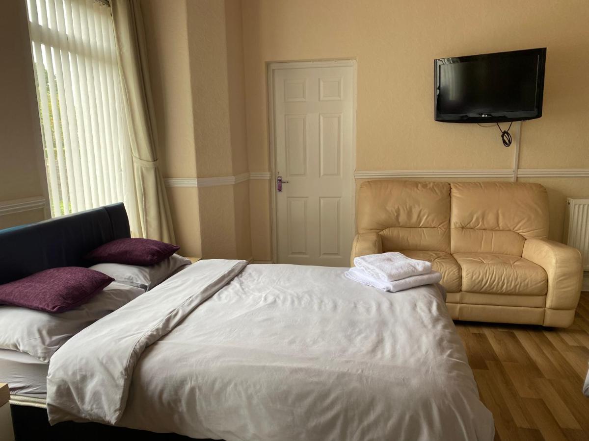 Park View Hotel And Guest House St Helens  외부 사진