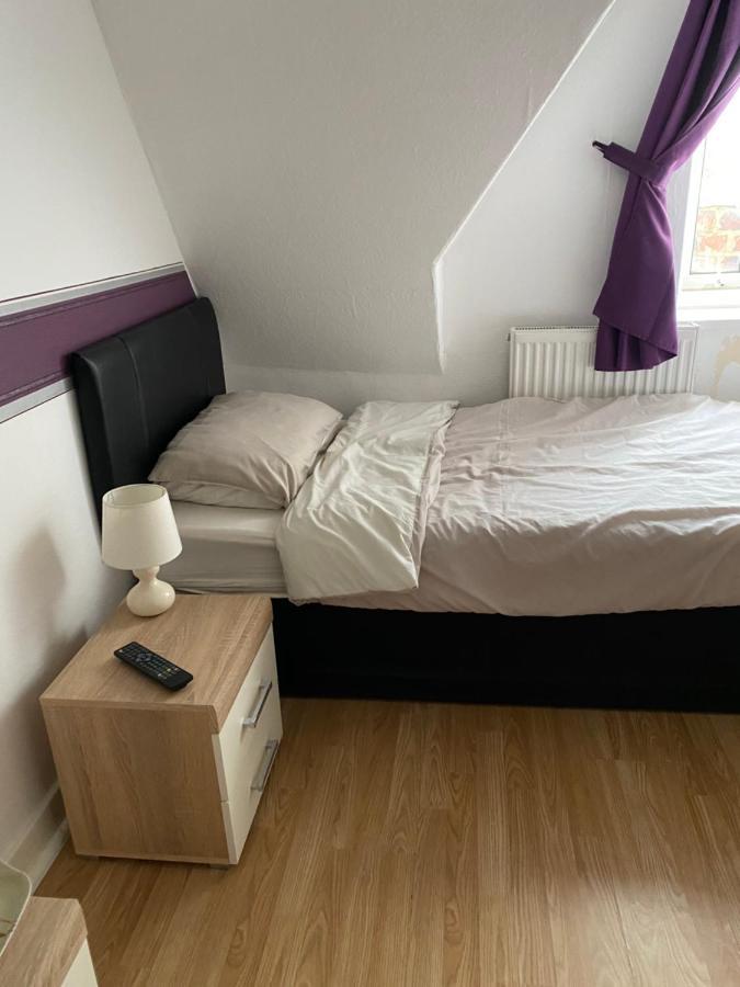 Park View Hotel And Guest House St Helens  외부 사진