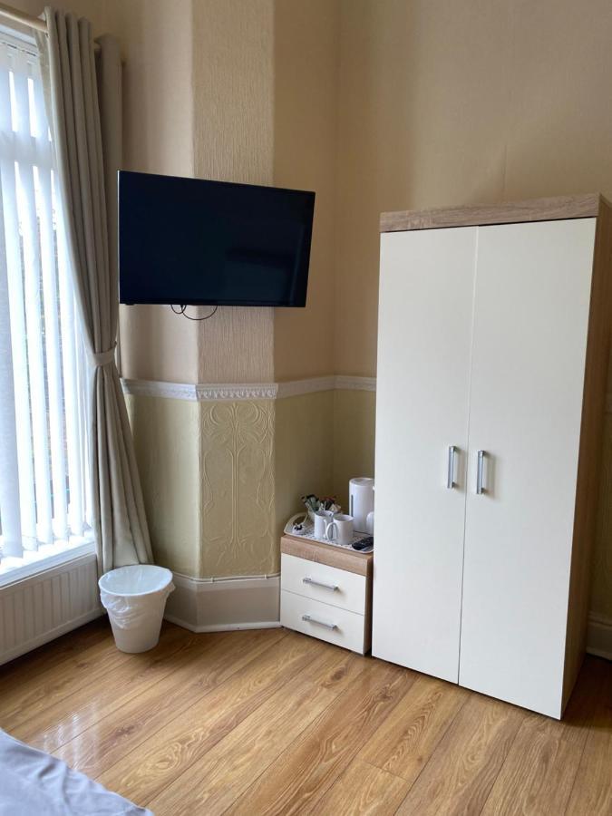 Park View Hotel And Guest House St Helens  외부 사진